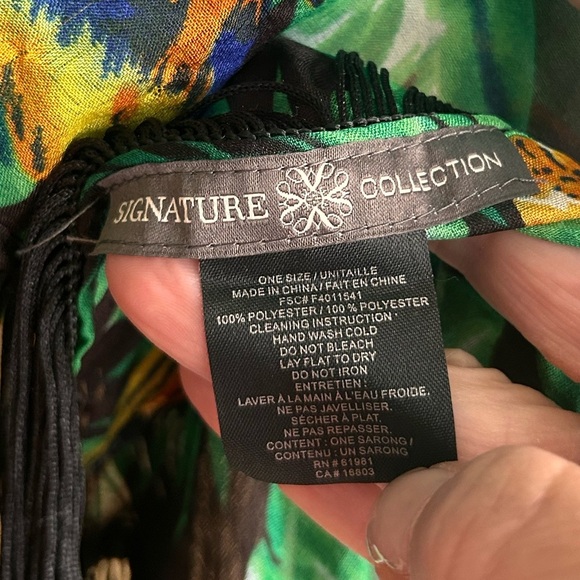 Signature coverup, wrap, scarf - Picture 7 of 11